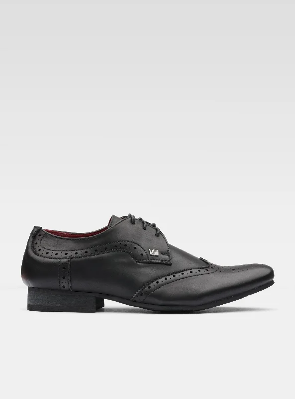 Signature black derby laced shoes