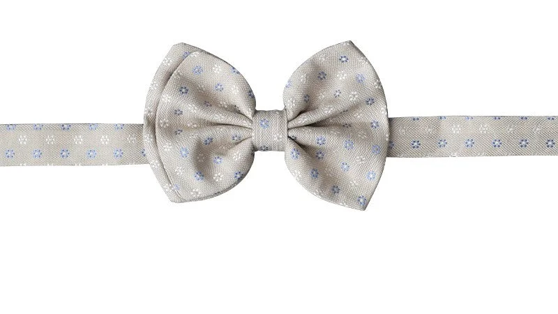 Beige bowtie with blue and white flowers